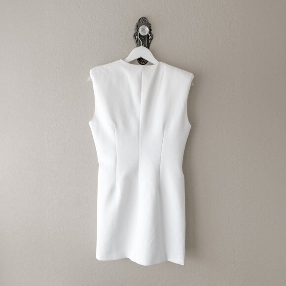 Zara NWT Dress SzM White Padded Shoulder Sleeveless Twist Front Mini Modern Chic - Picture 8 of 8